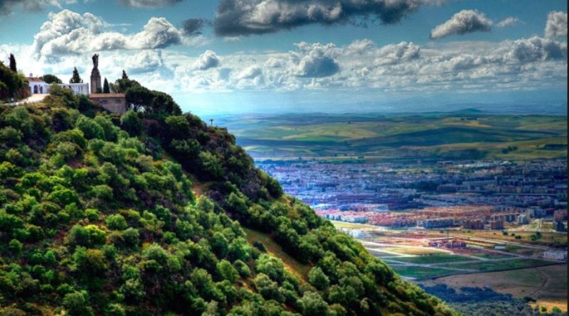 Las Ermitas sobre Córdoba